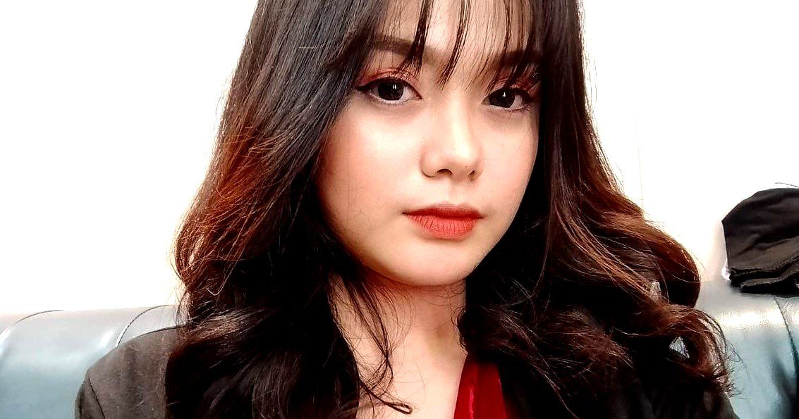 Sáng nào em cũng phải làm 1 nháy rồi mới đi học